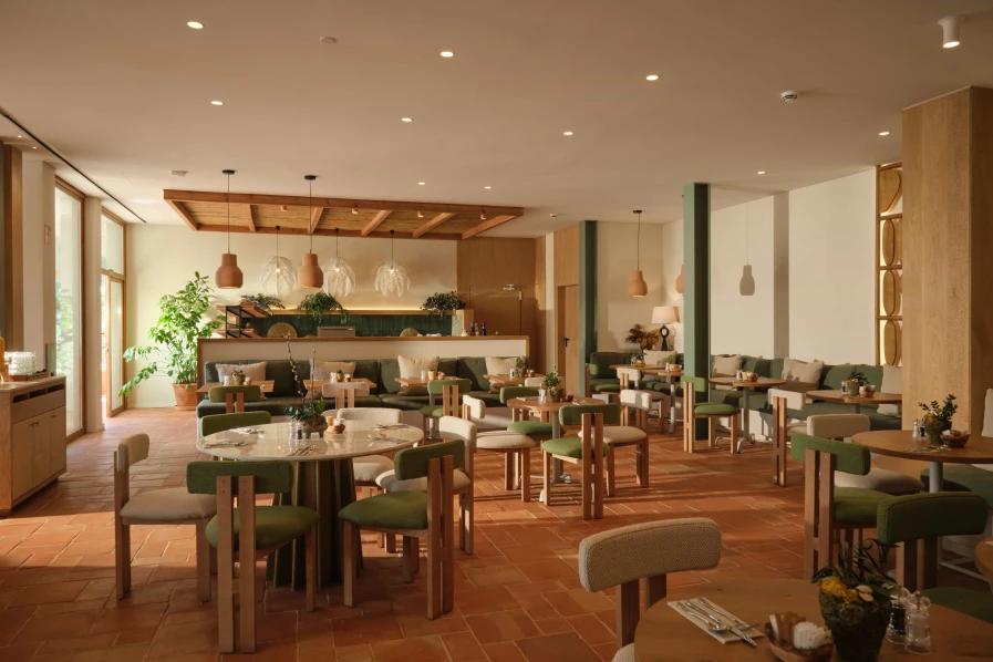 See restaurant