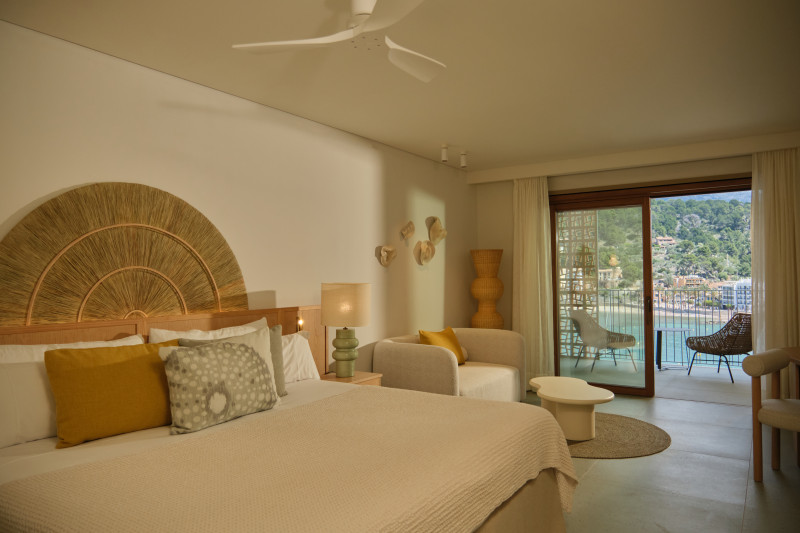 Deluxe Sea View